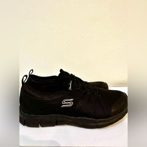 Skechers Air Cooled Memory Foam Black Sneakers